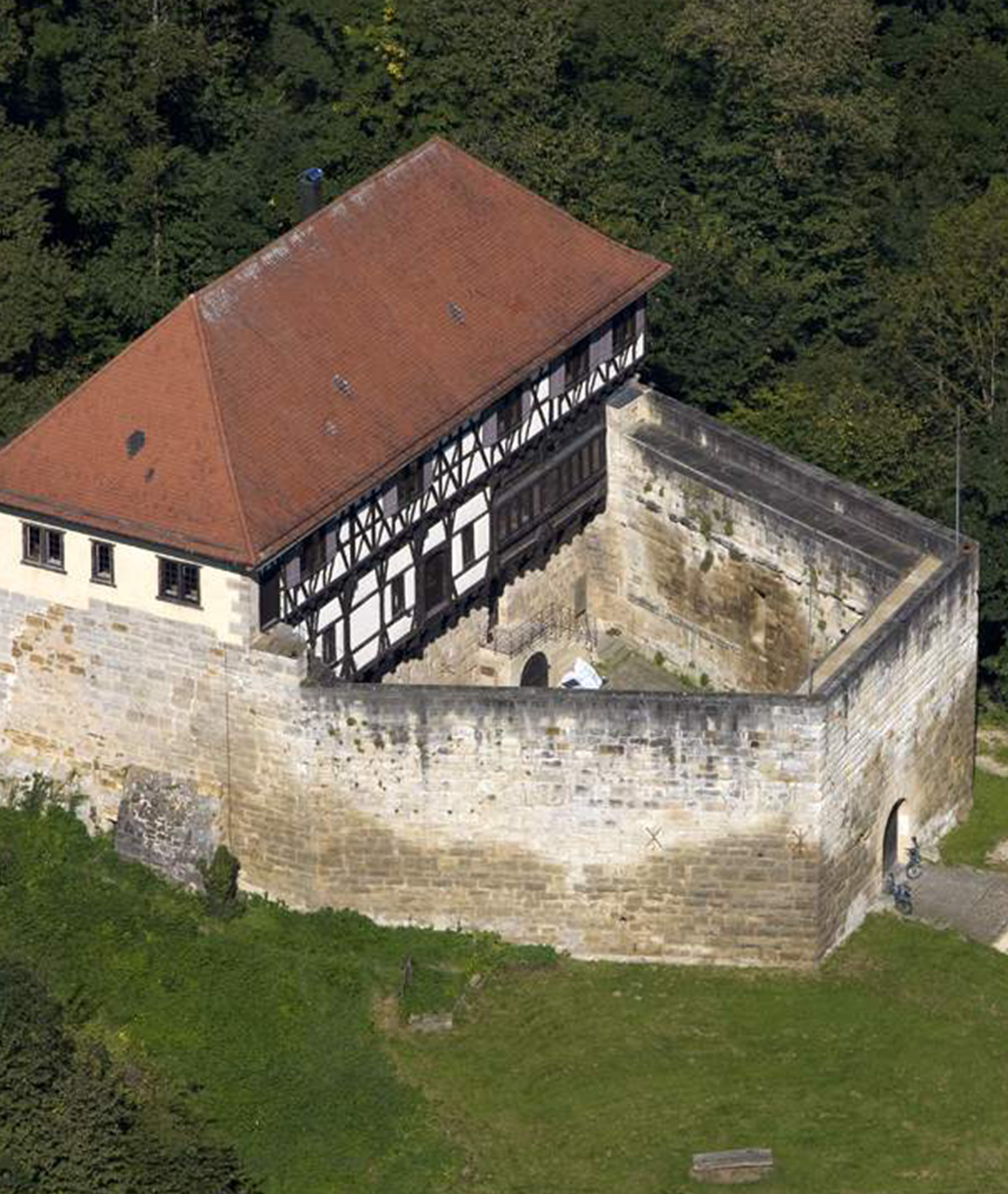 teaser image: Burg Wäscherschloss